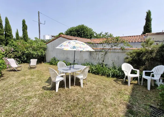 - - Rez-de-jardin - Marche A Deux Pas A 600m * Royan